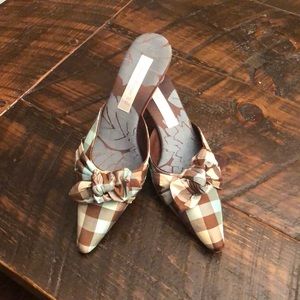 Olivia Rose Tal mules